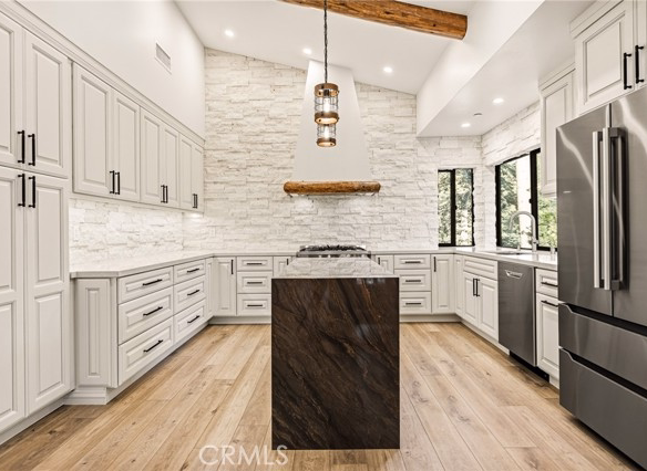 26325 Jacqueline Rd, Twin Peaks, CA 92391