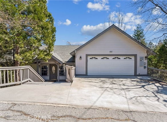 27487 North Bay, Lake Arrowhead, CA 92352