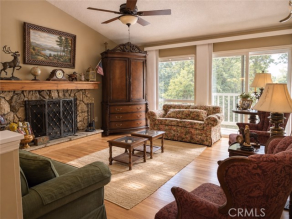 191 Kuffel Canyon, Lake Arrowhead, CA 92352