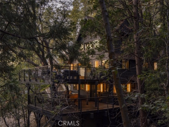 28706 Palisades Drive, Lake Arrowhead, CA 92352