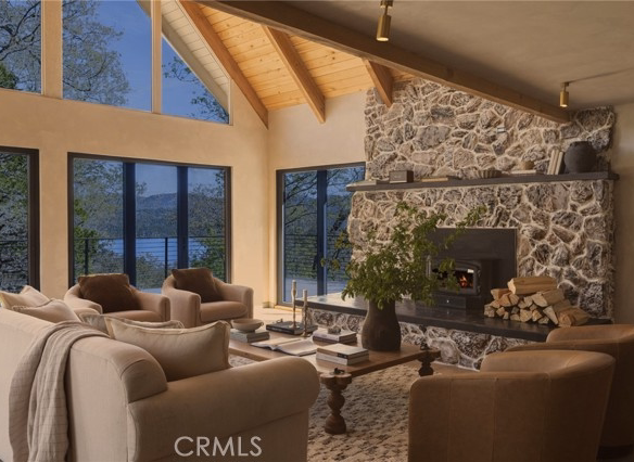 27463 Alpen, Lake Arrowhead, CA 92352