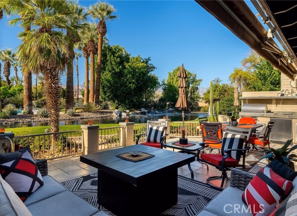 67 Laredo Lane, Palm Desert, CA 92211