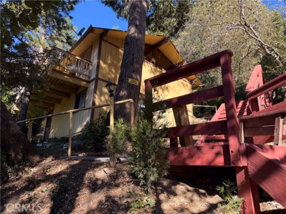 23764 Zuger Drive, Crestline, CA 92325