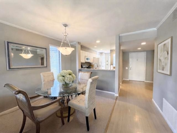851 E Arenas Road, Palm Springs, CA 92262