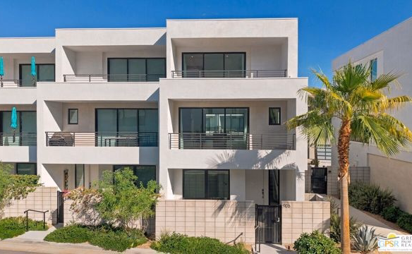 906 Cameron Center Drive, Palm Springs, CA 92264