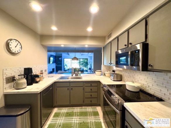 426 Forest Hills Drive, Rancho Mirage, CA 92270