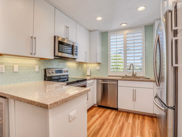 401 S El Cielo Road #60, Palm Springs, CA 92262