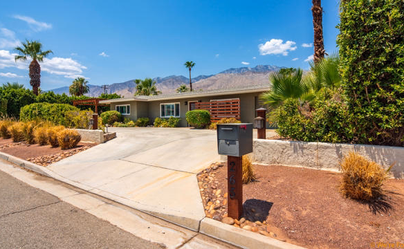 265 N Saturmino Drive, Palm Springs, CA 92262